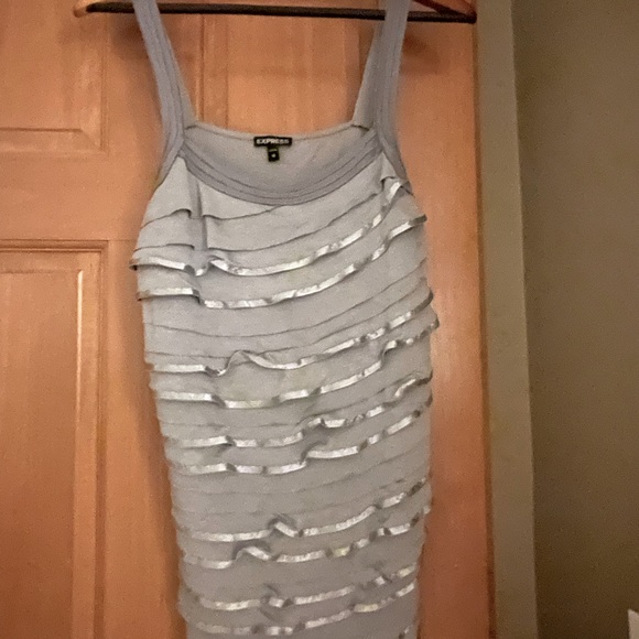 Women’s Express tank top size medium in gray - Picture 1 of 2